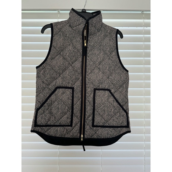 J. Crew Jackets & Blazers - J. Crew Quilted Down Puffer Vest Herringbone Black Cream